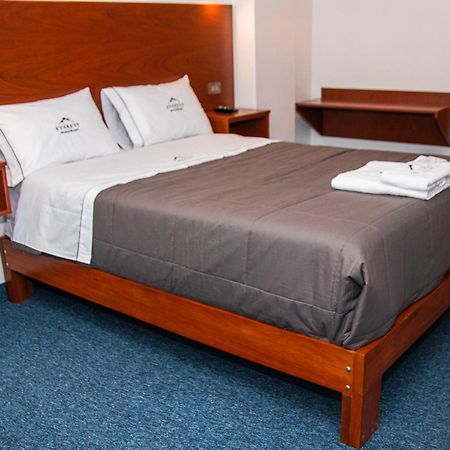 Hotel Turistico Everest هواراس المظهر الخارجي الصورة