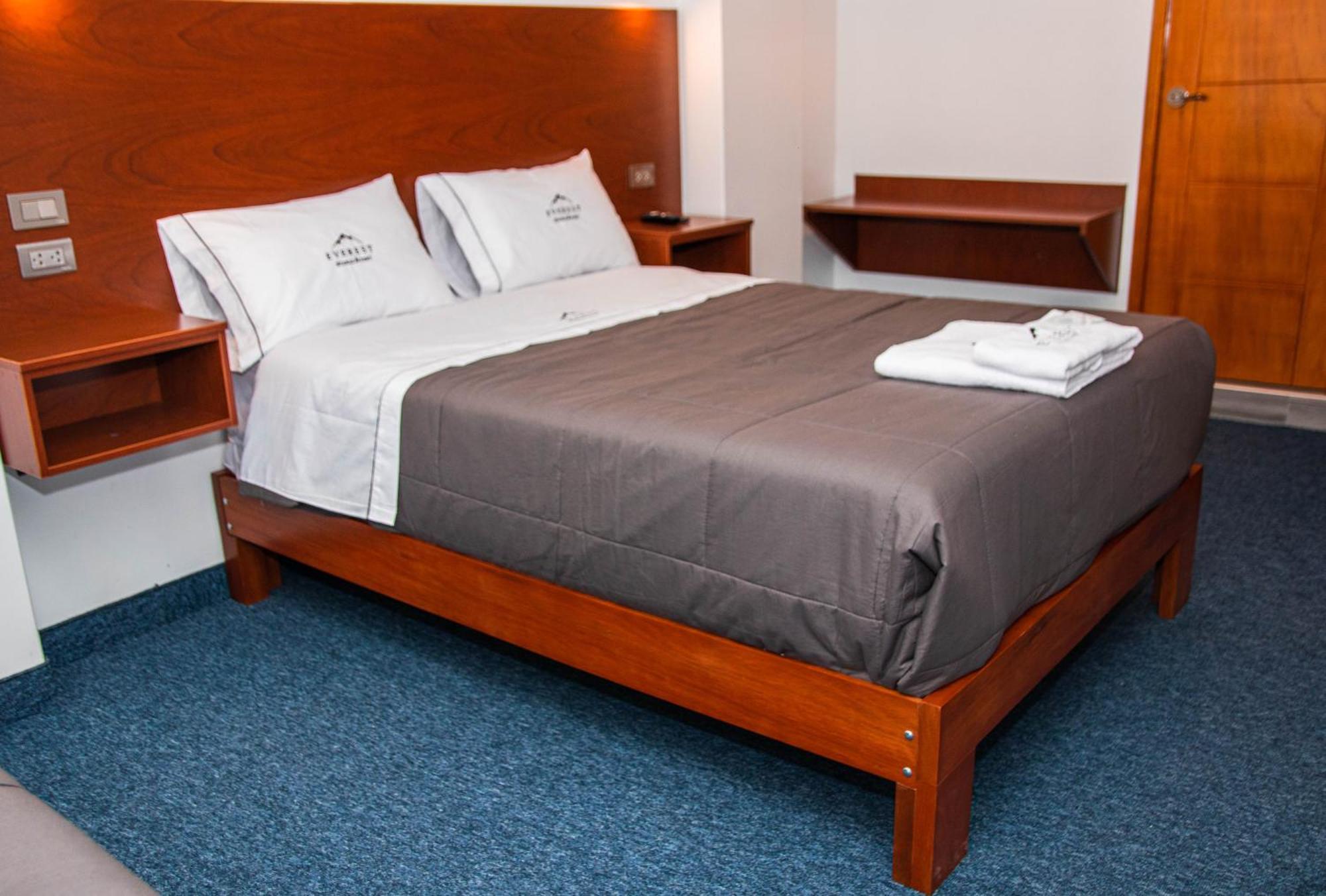 Hotel Turistico Everest هواراس المظهر الخارجي الصورة